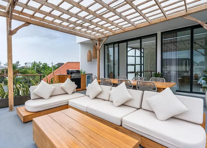 Ozkar - Elegant 3-bedroom With Pool & Sunset Terrace تْشانغو