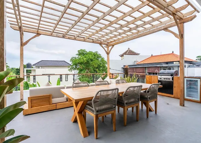 Ozkar - Elegant 3-bedroom With Pool & Sunset Terrace فيلة *