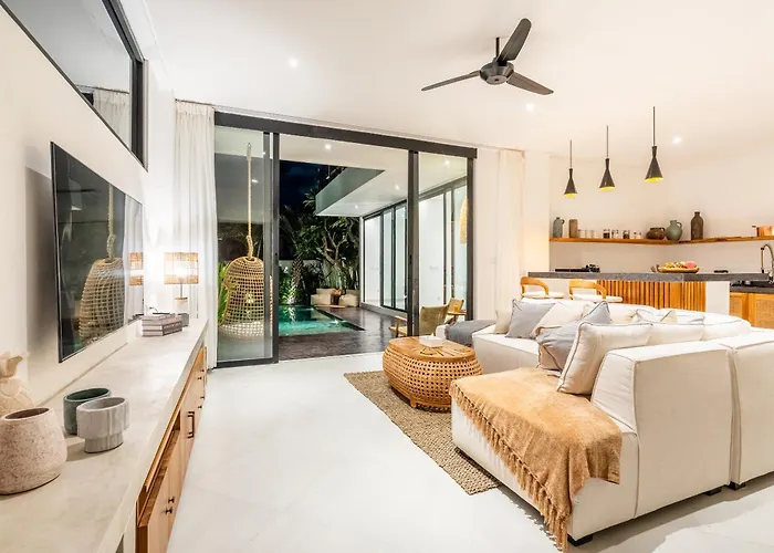 Ozkar - Elegant 3-bedroom With Pool & Sunset Terrace تْشانغو