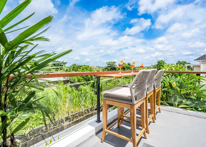 فيلة Ozkar - Elegant 3-bedroom With Pool & Sunset Terrace *