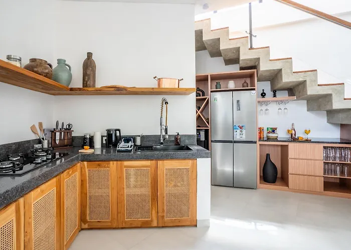 Ozkar - Elegant 3-bedroom With Pool & Sunset Terrace * تْشانغو
