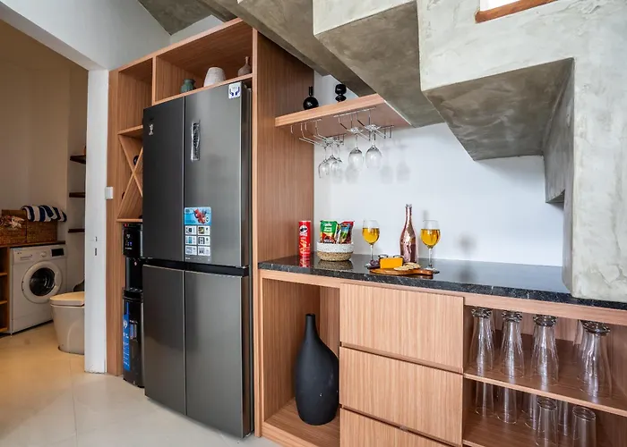 Ozkar - Elegant 3-bedroom With Pool & Sunset Terrace فيلة *