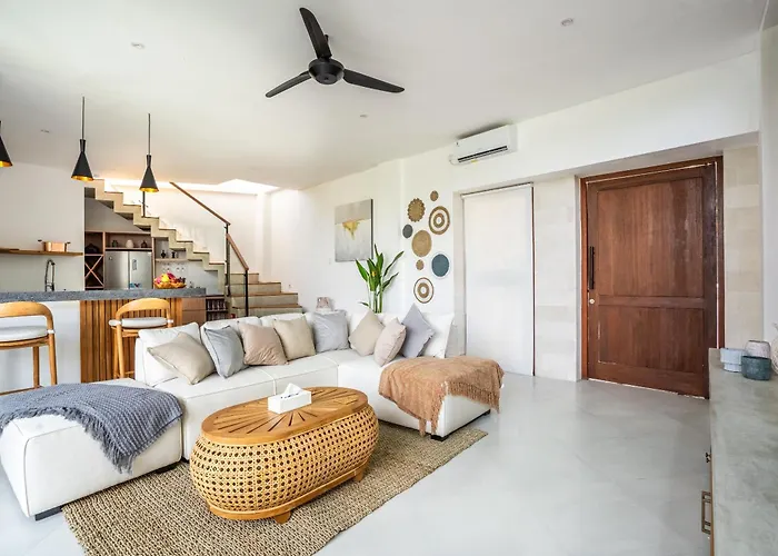 Ozkar - Elegant 3-bedroom With Pool & Sunset Terrace فيلة *