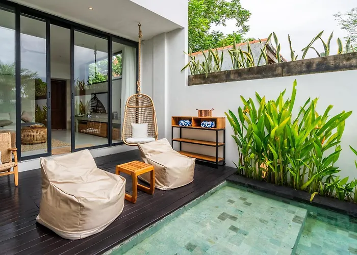 Ozkar - Elegant 3-bedroom With Pool & Sunset Terrace *